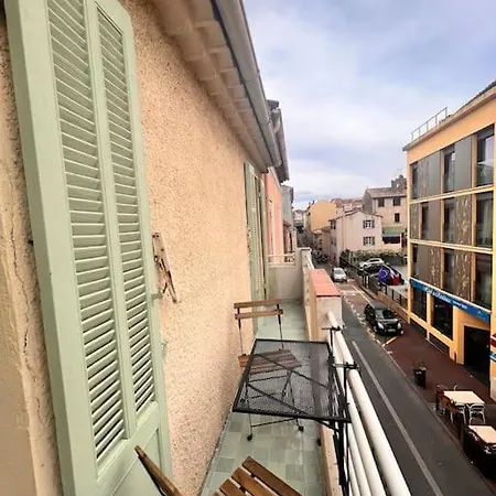 Apartment Charmand Pied A Terre 2eme Etage, Coeur St Raph, Ideal Famille Saint-Raphael (Var)