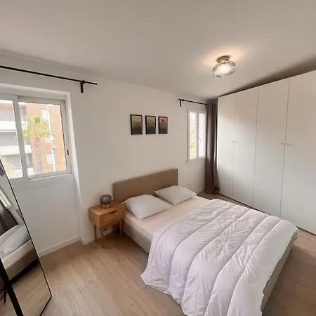 Charmand Pied A Terre 2eme Etage, Coeur St Raph, Ideal Famille Apartment Saint-Raphael (Var)